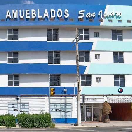 Amueblados San Isidro Hotel Леон Екстериор снимка