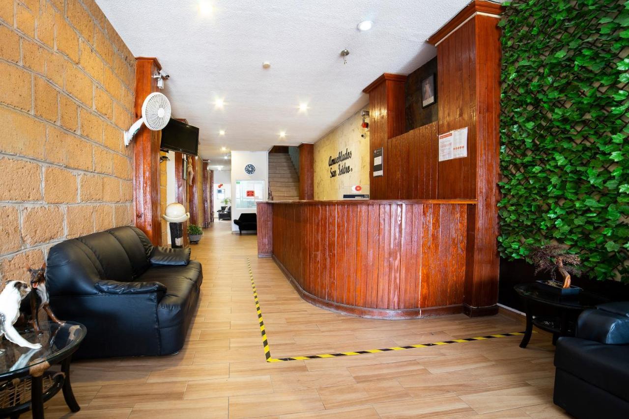 Amueblados San Isidro Hotel Леон Екстериор снимка