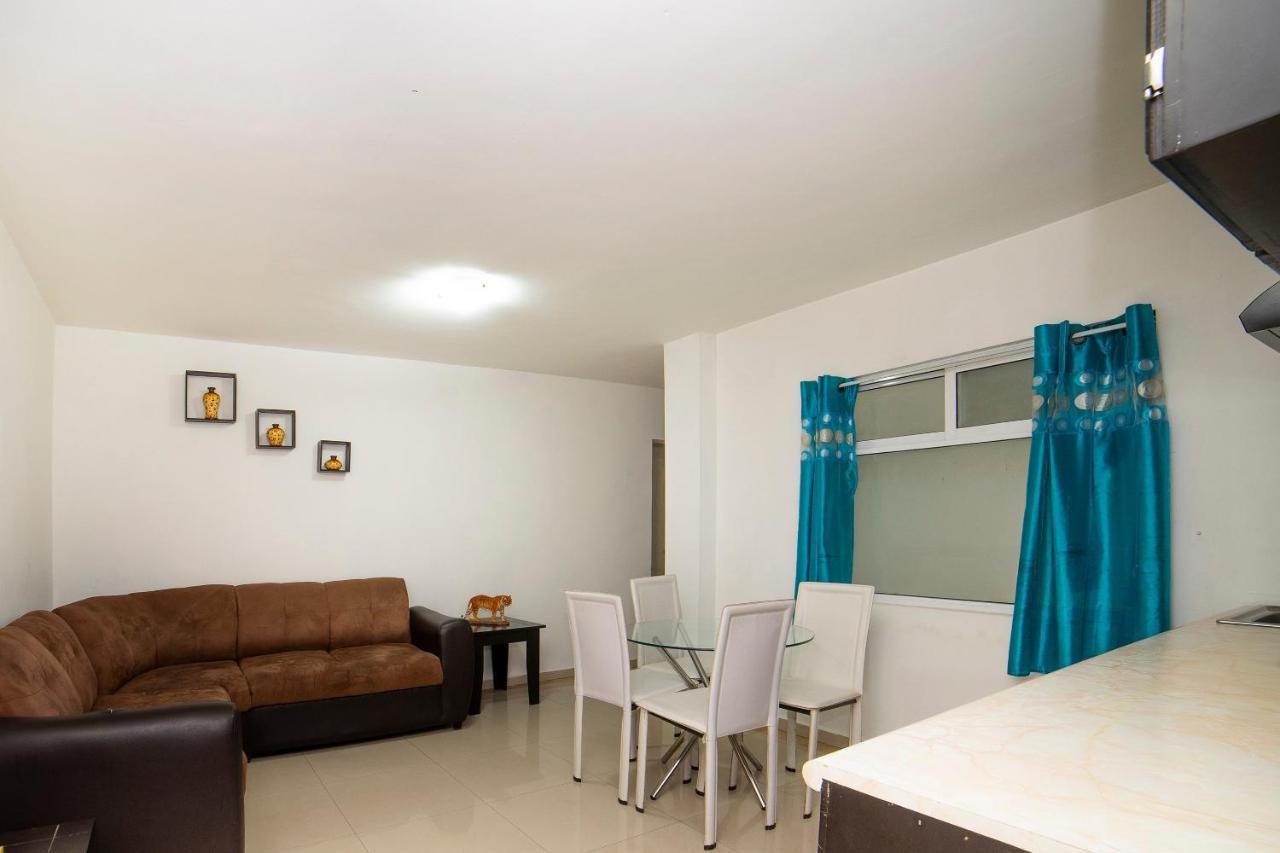 Amueblados San Isidro Hotel Леон Екстериор снимка