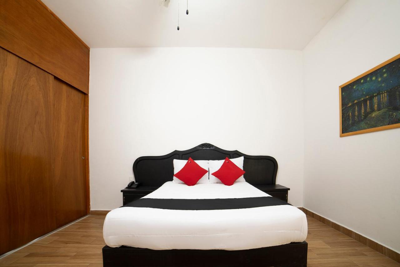 Amueblados San Isidro Hotel Леон Екстериор снимка